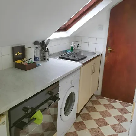 Apartament Tudors Esuites Budget Studio