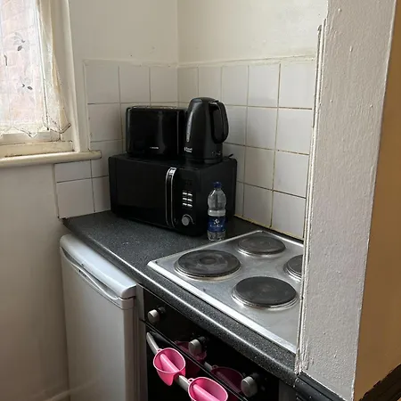 Tudors Esuites Budget Studio *